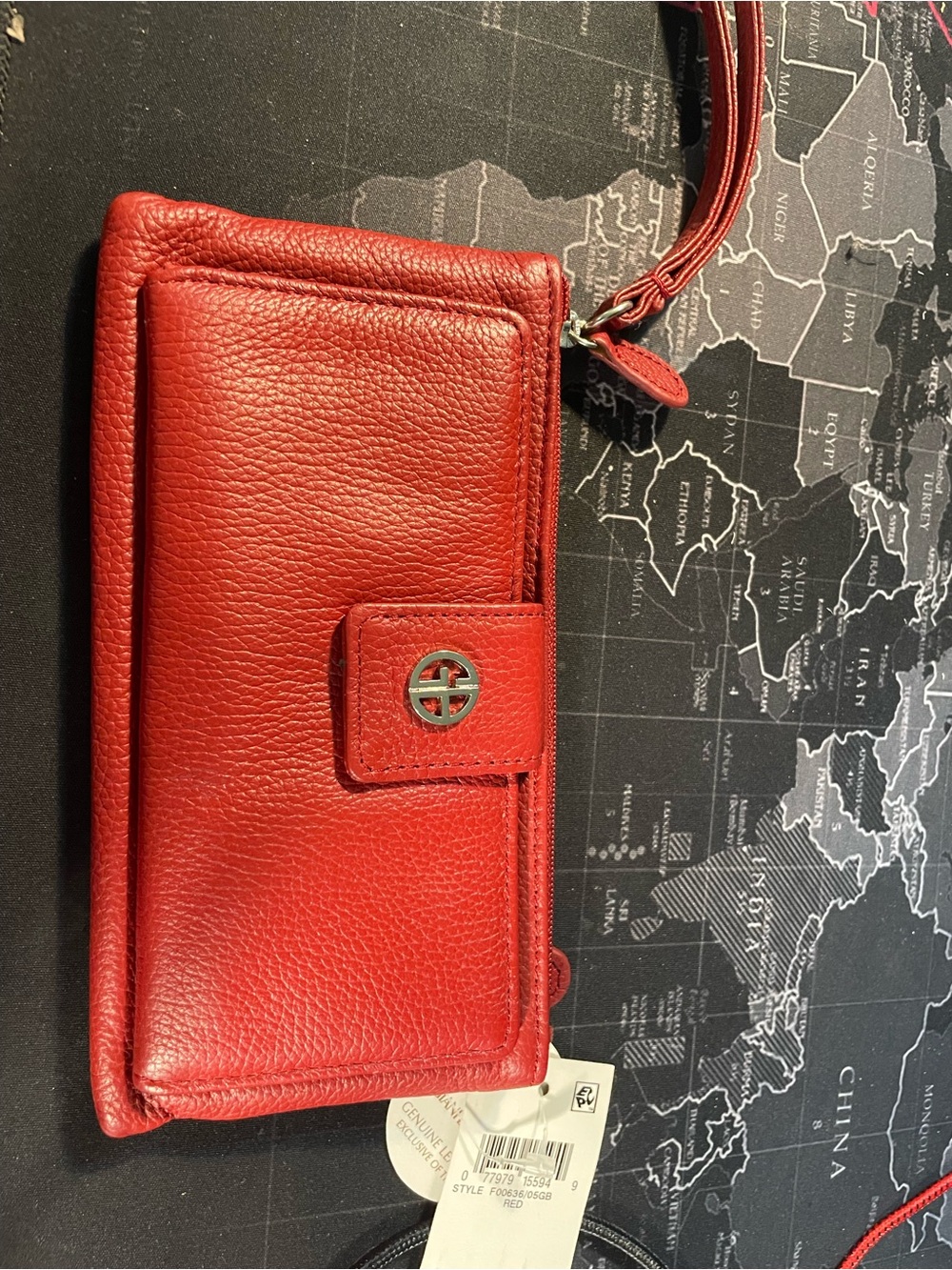 Giani Bernini Red Pebbled Leather Wristlet Wallet